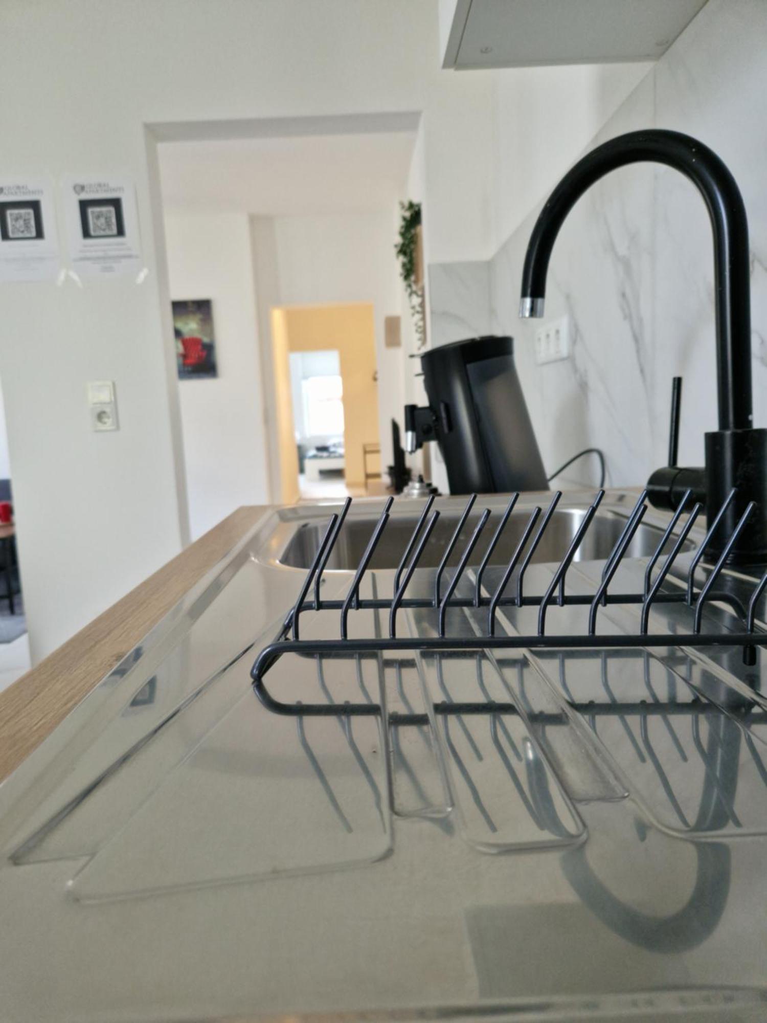Nord-Apartment 6 I 1 Zimmer Mit Wlan & Walk-In Regendusche ブレーマーハーフェン エクステリア 写真
